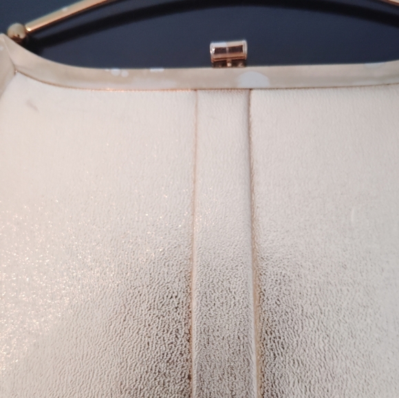 Gold clutch purse clasp closure - Picture 12 of 16